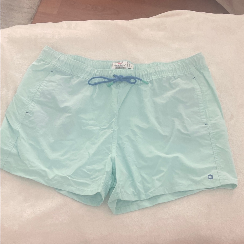 Vineyard Vines Mint Performance Athletic shorts - image 1